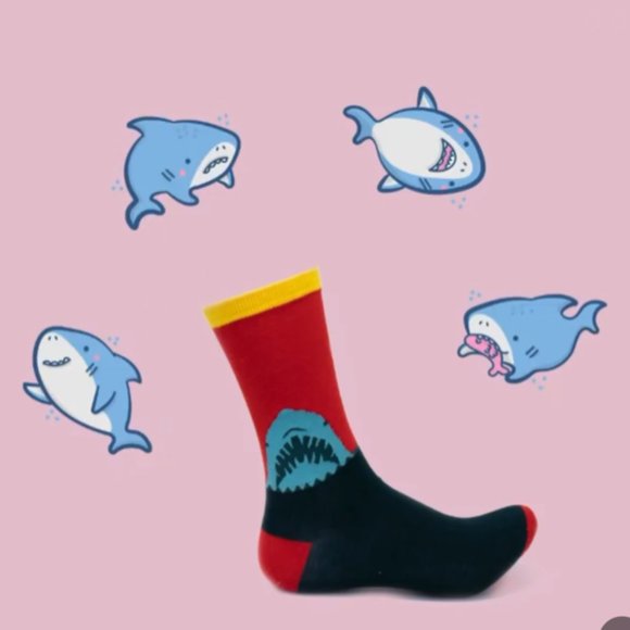 Brand New, Organic Cotton Crew socks, shark design, size 7-13, unisex - Picture 6 of 9